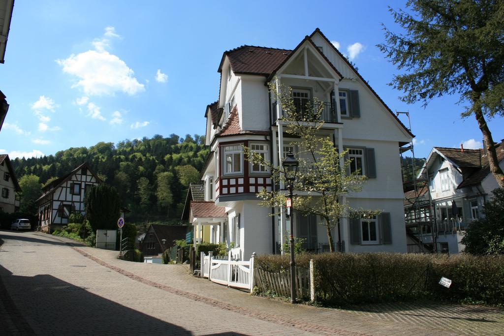 Gaestehaus Villa Lina Bad Herrenalb Eksteriør billede