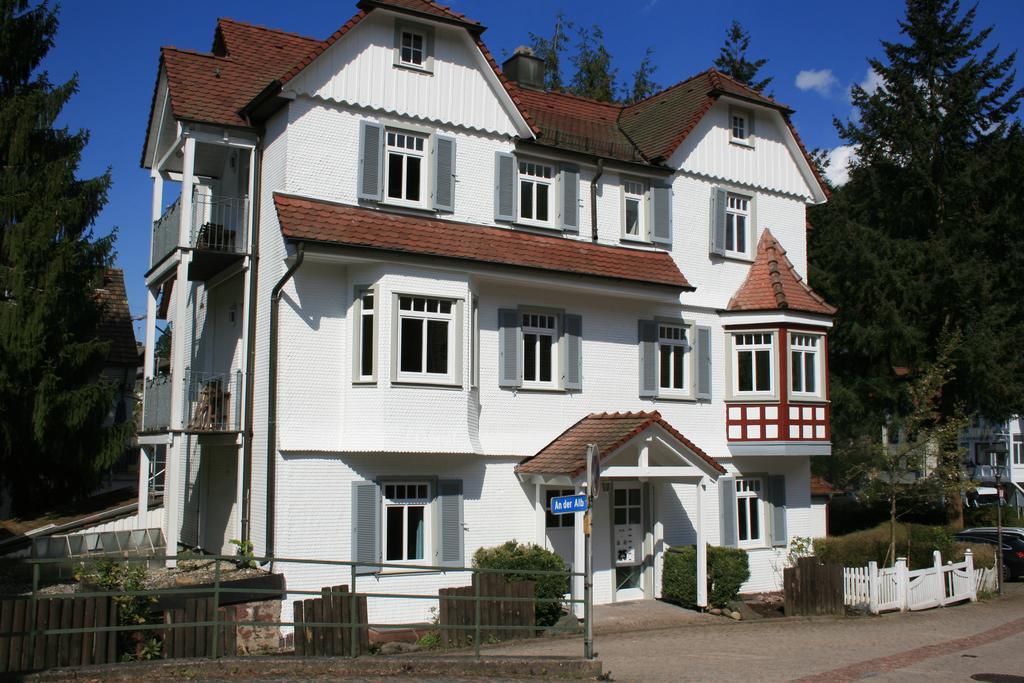 Gaestehaus Villa Lina Bad Herrenalb Eksteriør billede