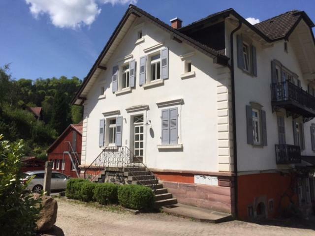Gaestehaus Villa Lina Bad Herrenalb Eksteriør billede